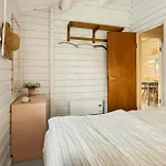 Comfortable Summer House In Обенро