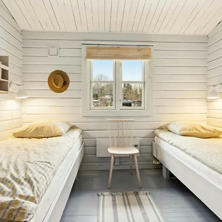 Comfortable Summer House In 度假居