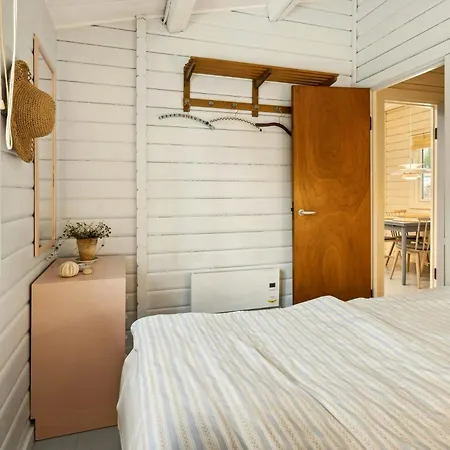 Comfortable Summer House In オーベンロー