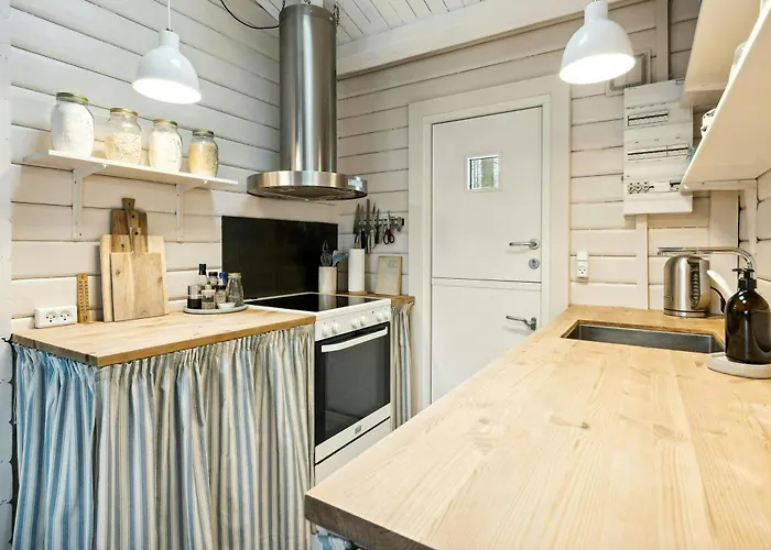 Comfortable Summer House In *